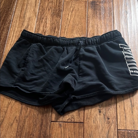 Puma Black Athletic Shorts Elastic Waistband - Picture 1 of 3